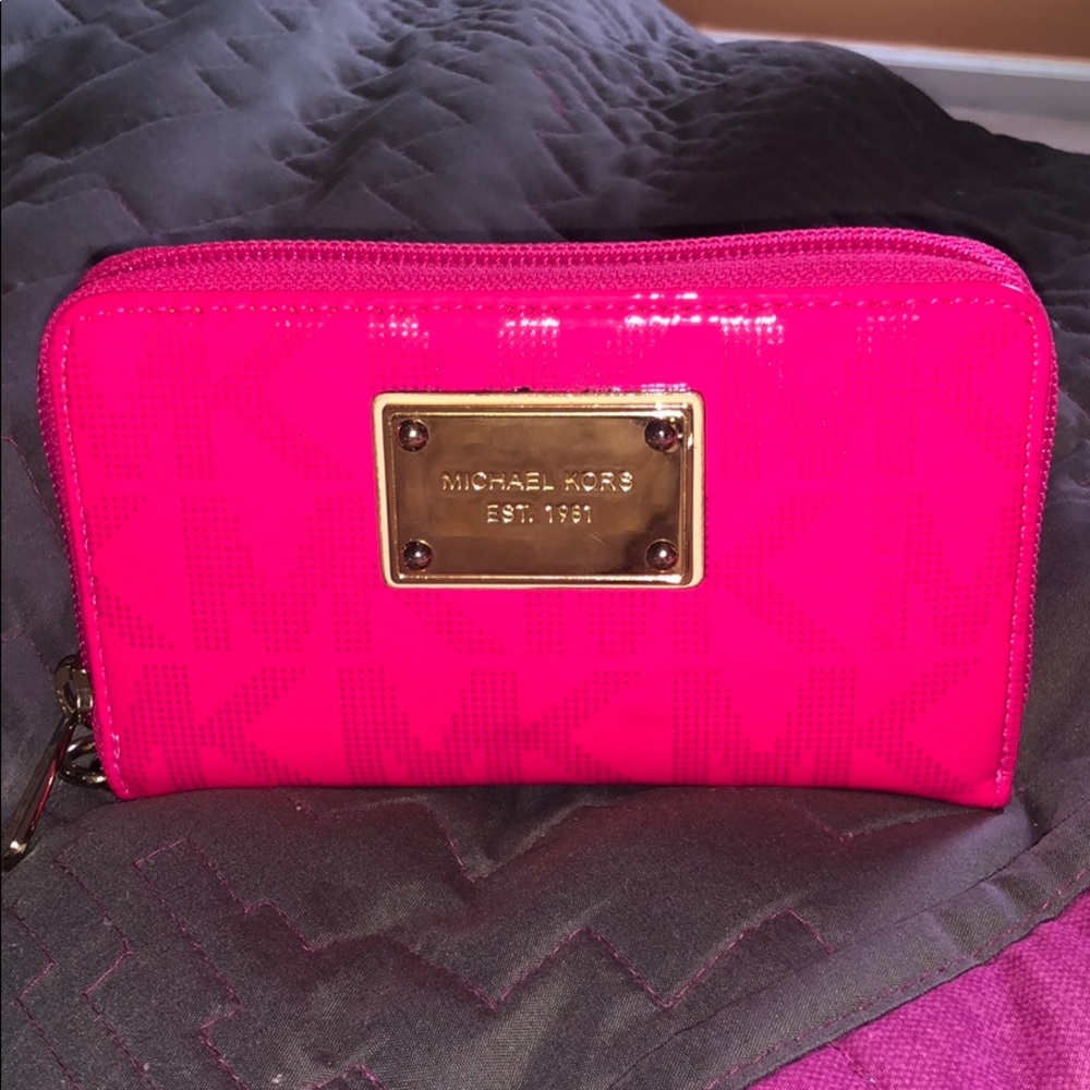 Michael Kors wallet